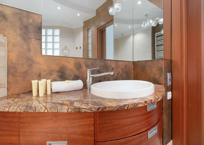 Close To The By Renters Διαμέρισμα Γκντανσκ