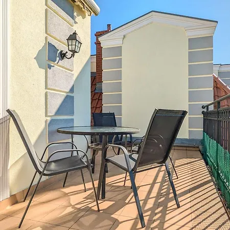 Апартаменты Close To The By Renters Гданьск