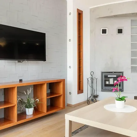 Appartamento Close To The By Renters Danzica